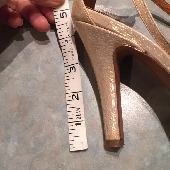 Miss sixty leather sandals with bonus pin. - Picture 6 of 8